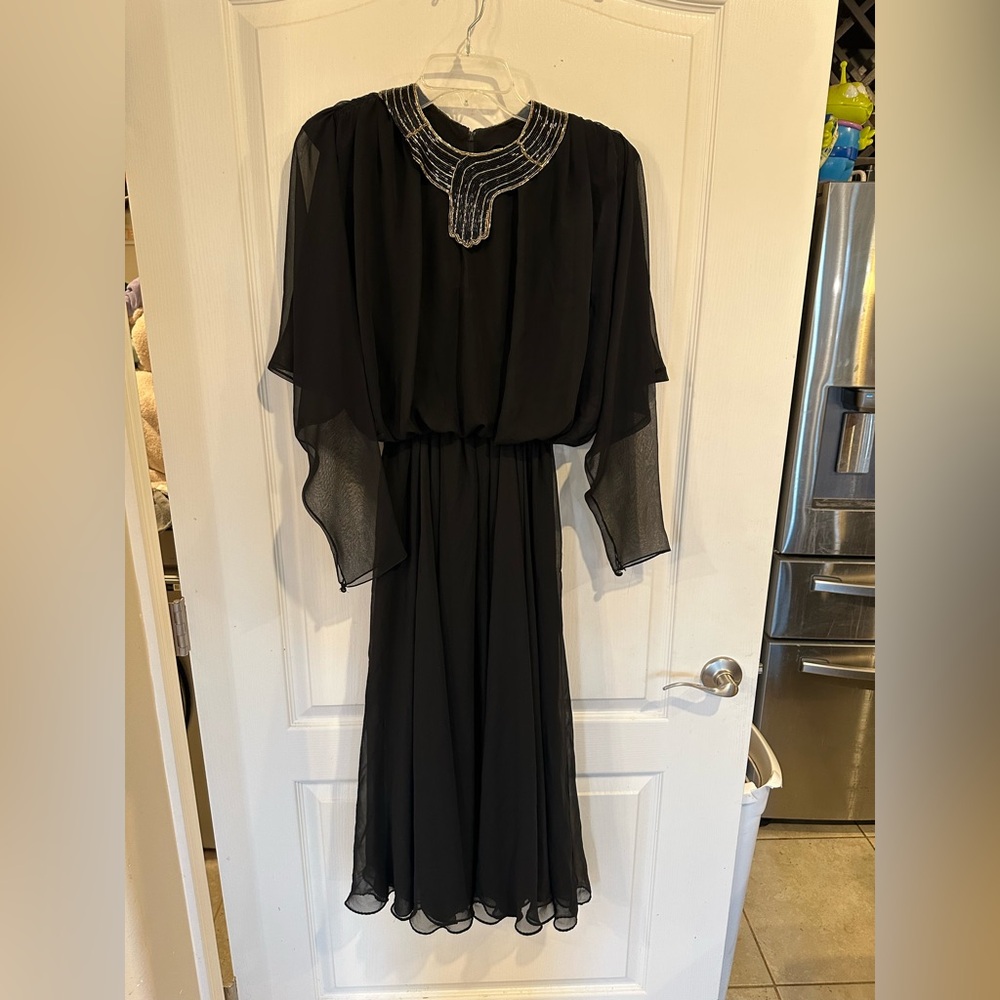 Miss Elliette women’s Vintage black beaded Chiffon Evening Gown Size 6